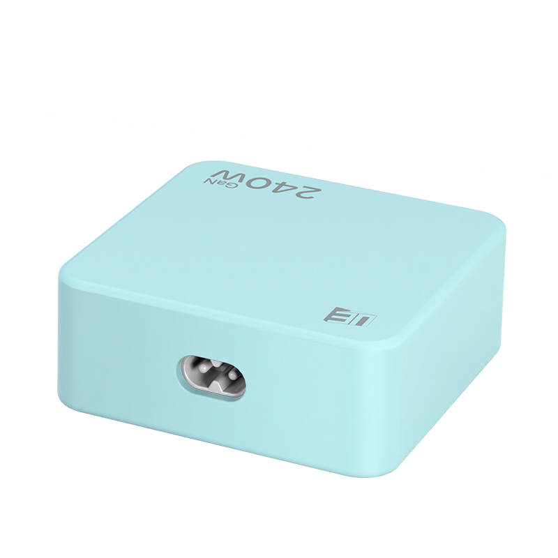 UE Electronic 240W 4 USB-C 1 USB-A Desktop Charging Station