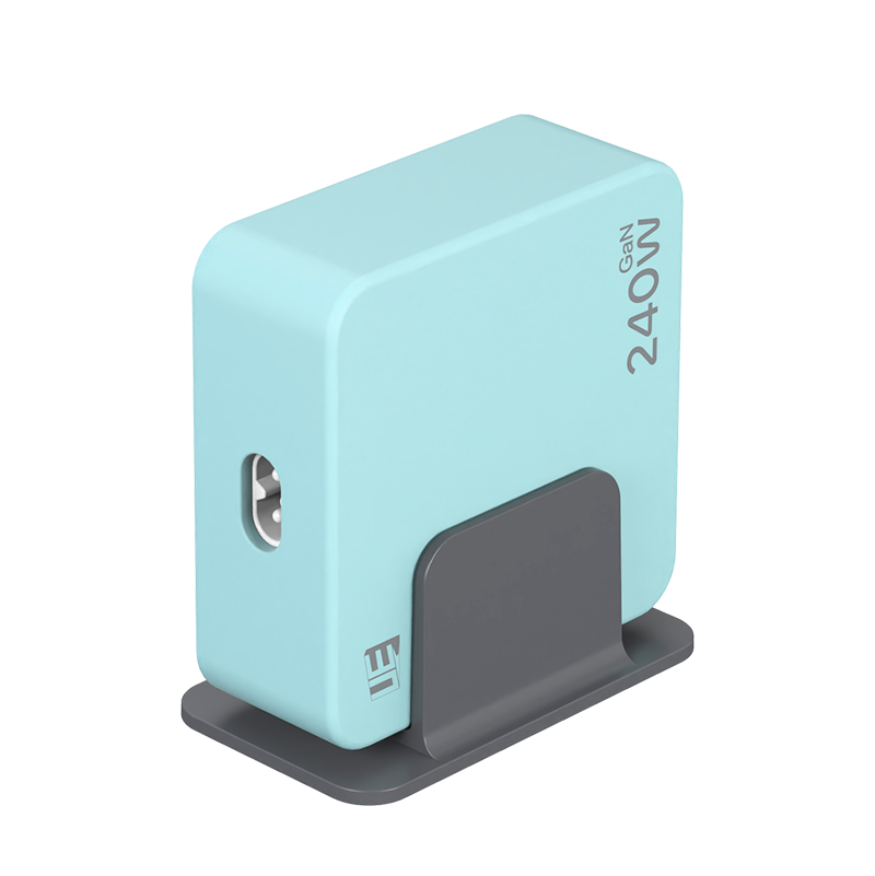 UE Electronic 240W 4 USB-C 1 USB-A Desktop Charging Station