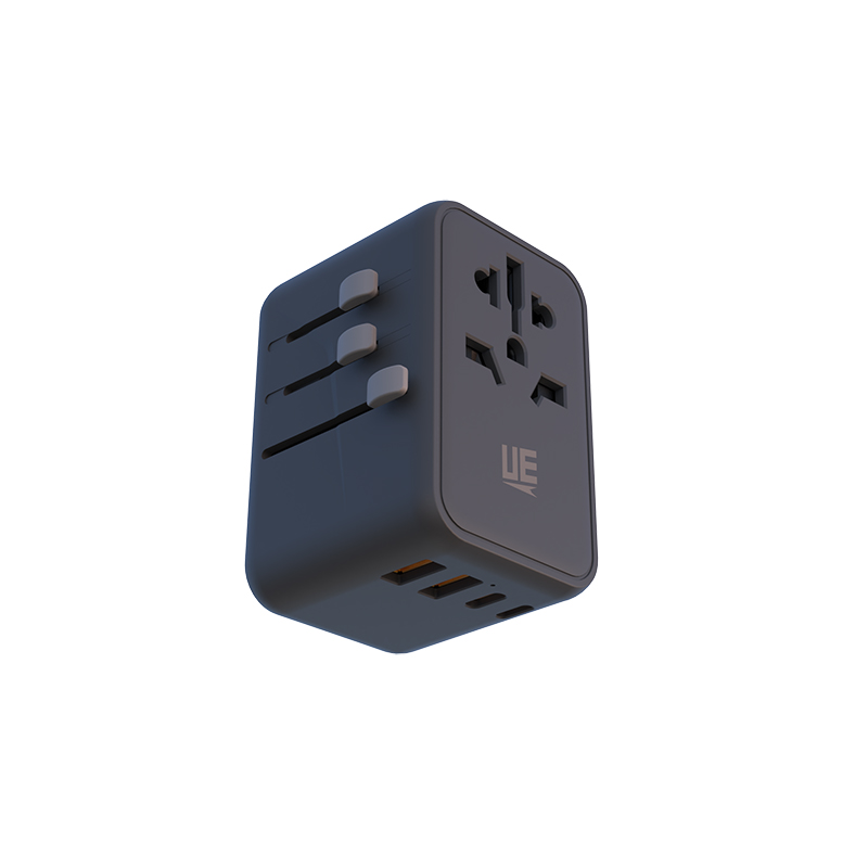 How Do International Business Travelers Choose Power Adapters for Multiple Devices?